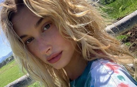  Top  20+ celebritati care nu se tem sa se expuna naturale