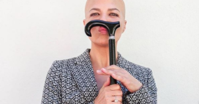 Selma Blair complet schimbata de la scleroza multipla