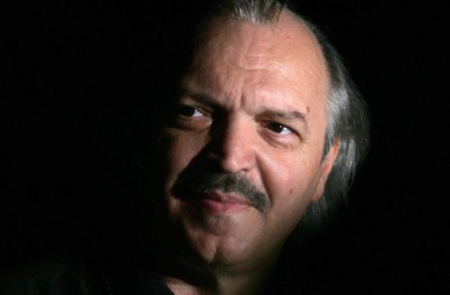 De la Camera Deputatilor la Hard Rock Cafe