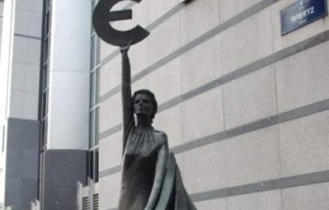 340.000 euro ne costa softul pentru europarlamentare