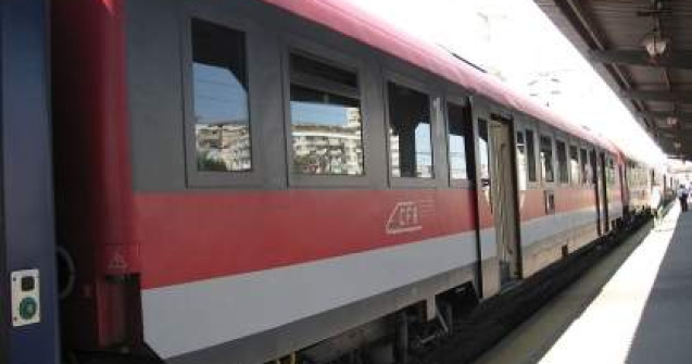 Doi copii, loviti de tren in Bucuresti