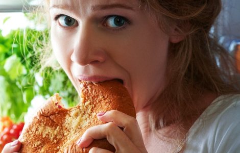 Studiu: Deciziile importante nu trebuie sa fie luate pe stomacul gol