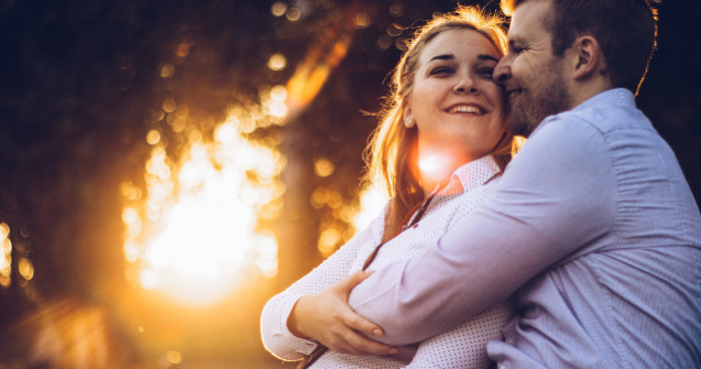  Top  6 obiceiuri de respectat de Acoperamantul Maicii Domnului. Ce sa faci pentru a avea o casnicie lunga si fericita