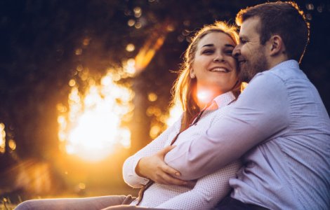  Top  6 obiceiuri de respectat de Acoperamantul Maicii Domnului. Ce sa faci pentru a avea o casnicie lunga si fericita