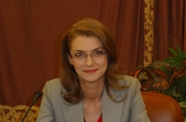 Deputatii au aprobat componenta Biroului Permanent: Alina Gorghiu, numita vicepresedinte