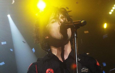 Solistul Green Day a ajuns la spital