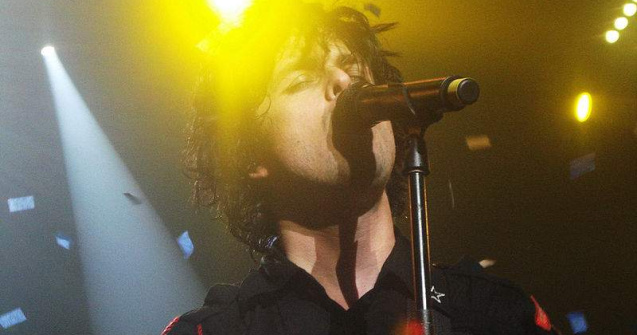 Solistul Green Day a ajuns la spital