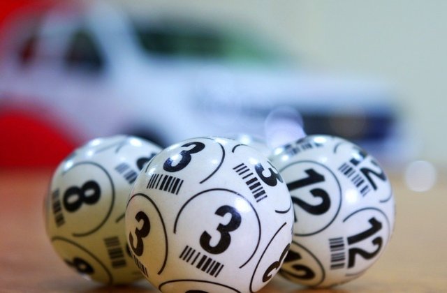 Un barbat a castigat la loto, dupa ce a invins cancerul de doua ori