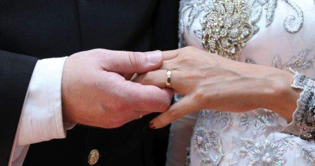 Indonezia a crescut varsta minima legala de casatorie pentru fete