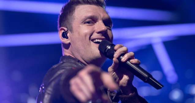 Cantaretul Nick Carter, de la trupa Backstreet Boys, a obtinut un ordin de restrictie impotriva fratelui sau, Aaron
