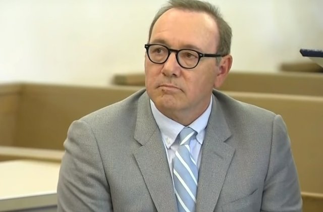 Un acuzator al lui Kevin Spacey, care ii intentase proces pentru hartuire sexuala, a murit