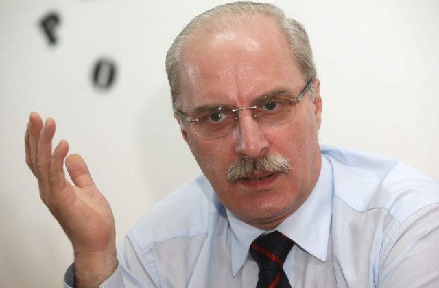 Bellu sarbatoreste la Las Vegas intrarea in Hall of Fame