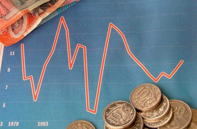 Vine o toamna furtunoasa in economie