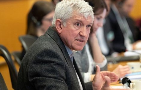 Mircea Diaconu si-a depus candidatura la BEC: "Cel mai slab candidat e domnul Barna"
