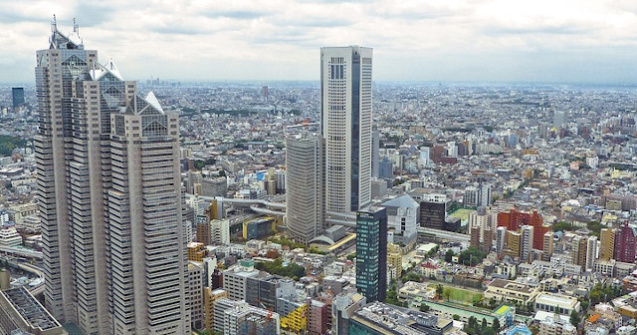 Atentionare de calatorie pentru Japonia: Furtuni, vant puternic si valuri mari