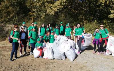 Peste 180.000 de voluntari au...