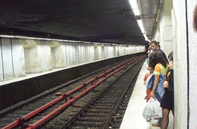 Acces restrictionat la statia de metrou Piata Romana, pentru lucrari