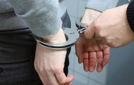 Doi minori au ucis in bataie un barbat in varsta de 40 de ani