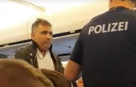Un avion Blue Air a aterizat de urgenta la Viena, dupa ce un pasager roman a lovit o stewardesa / VIDEO