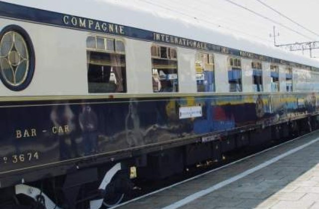 Orient Express a plecat cu geamurile sparte din Romania