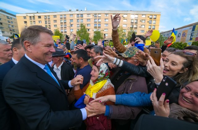 Sondaj USR pentru prezidentiale: Klaus Iohannis - 40,5%, Viorica Dancila - 21,4%, Dan Barna - 19,7%