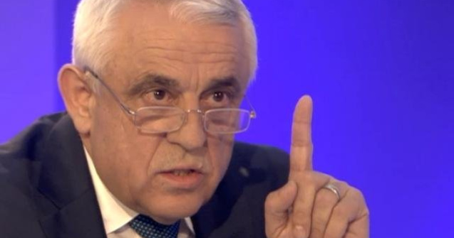 Aflat in direct la TV, Daea a sunat un fermier care i-a confirmat ca programul &#39;Alege Oaia&#39; merge "extraordinar de bine"