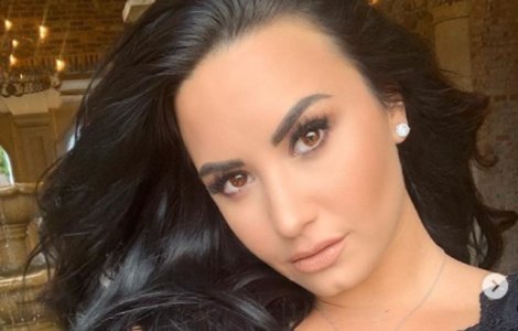 Cantareata Demi Lovato s-a botezat in raul Iordan: "Niciodata nu am simtit o asa conexiune cu Dumnezeu"