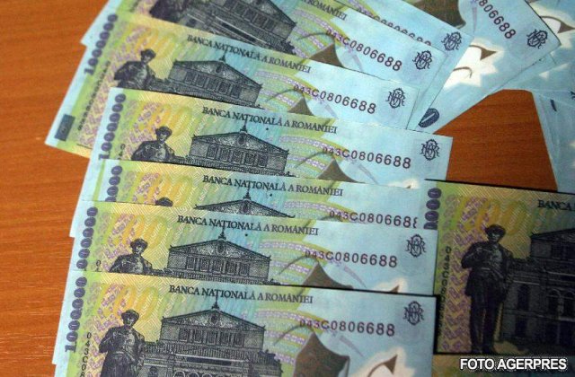 Lefuri de pana la 5.400 de lei pentru angajatii din preuniversitar