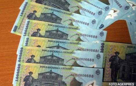 Lefuri de pana la 5.400 de lei pentru angajatii din preuniversitar