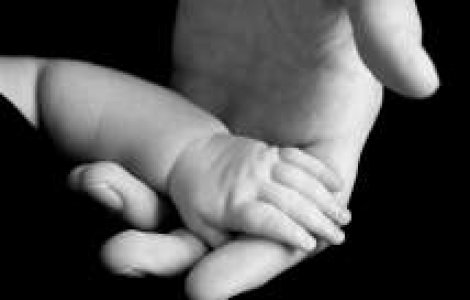 Indemnizatiile pentru mame ar putea fi majorate