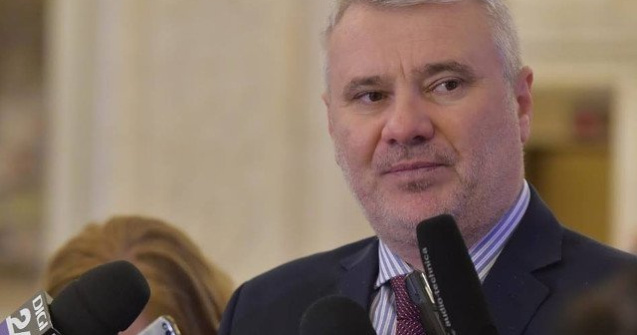 Stirbu catre Dancila, "premierul pana joi": Nu v-ati saturat de aceasta bisnita ieftina de cumparare a primarilor din banii publici?
