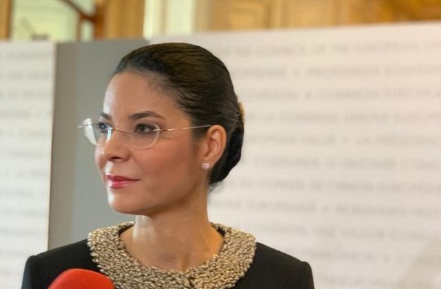 Birchall, mesaj de Ziua Internationala a Educatiei: "Educatia este cea mai buna zestre pe care o lasam copiilor nostri"