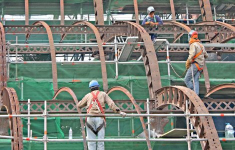 Somajul din Spania a scazut pentru prima data in ultimele 14 luni