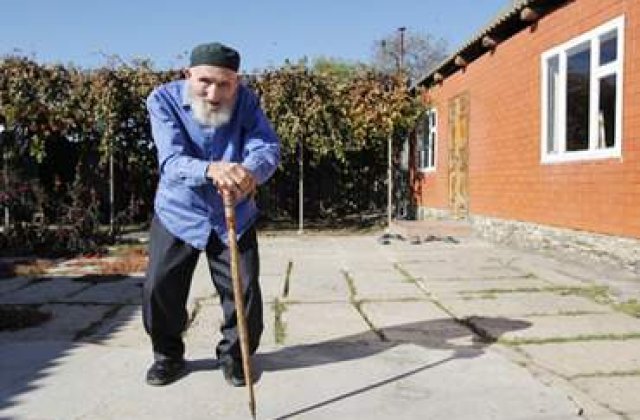 A murit cel mai varstnic om din lume