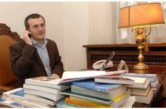 Preda: Orban, tehnocratul raliat tuturor combinatiilor politice