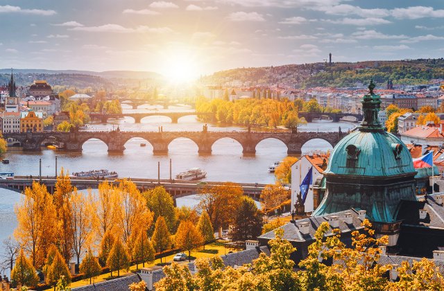 8 motive pentru care toamna este anotimpul ideal sa vizitezi Praga