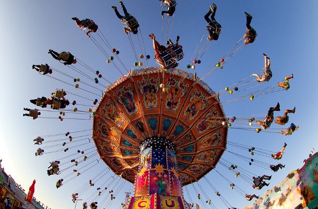 Accident la Oktoberfest. O romanca de 29 de ani a murit in parcul de distractii din Potsdam, in fata iubitului