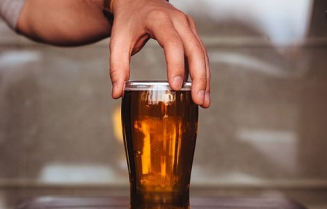 Studiu: Berea fara alcool, sursa de carbohidrati si electroliti pentru sportivi