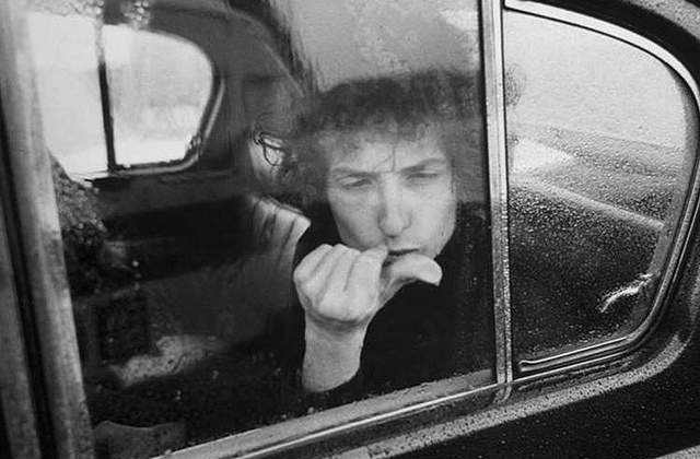 Bob Dylan: Numai "pampalaii" se plang de plagiat