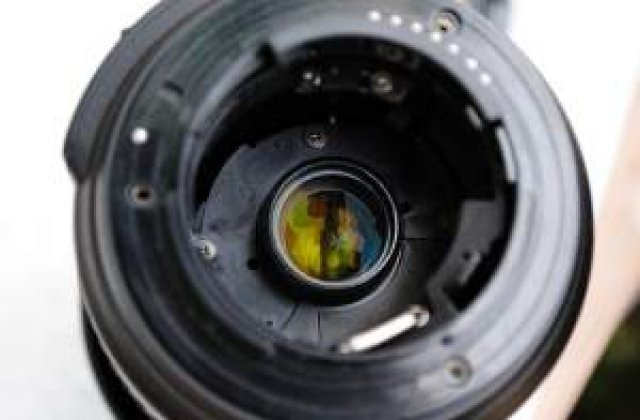 Politia Salaj: Copiii au atacat turistii pentru ca le fotografiau casa