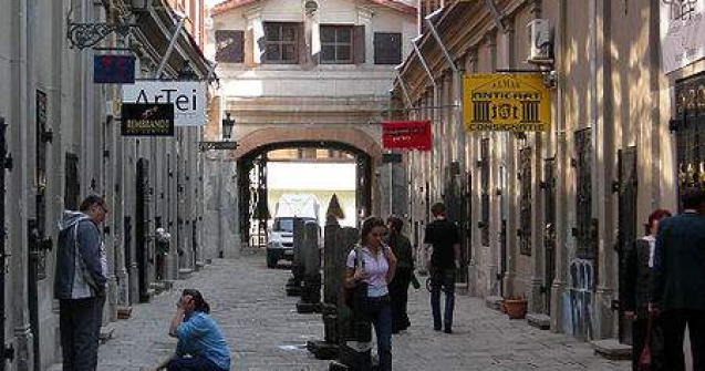 Bucuresti: Agentiile evita sa duca turistii straini in Centrul Vechi din cauza hotilor