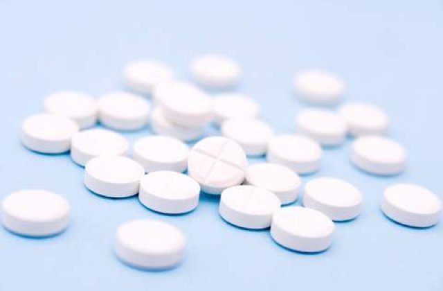 Pensionarii cu venituri sub 700 de lei pot beneficia de medicamente compensate cu 90%