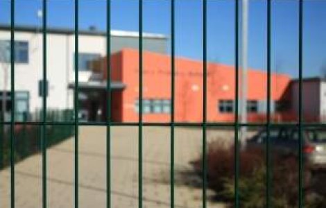 Guvernul si MAI vor colabora pentru combaterea violentei in scoli