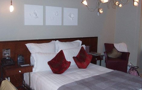 Mai ai zile de concediu? Hotelurile europene si-au redus masiv tarifele