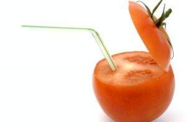 Sucul de rosii accelereaza metabolizarea alcoolului