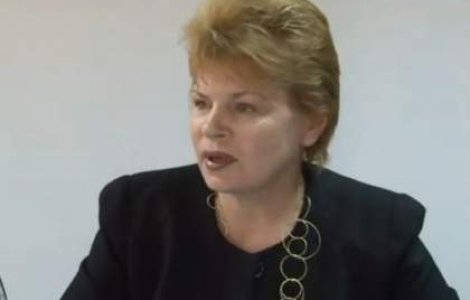 Scandal intre Mona Pivniceru si fostii ei colegi de la CSM