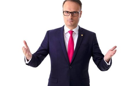 Cumpanasu: Am primit cea mai inalta distinctie pe care un candidat roman putea sa o primeasca din partea unei universitati