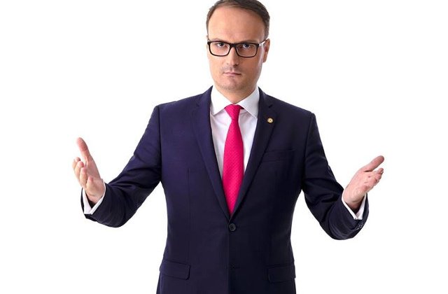 Cumpanasu: Am primit cea mai inalta distinctie pe care un candidat roman putea sa o primeasca din partea unei universitati