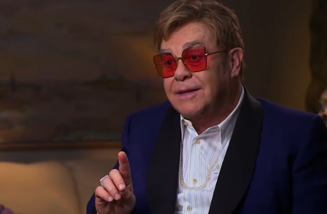 Elton John il descrie in memoriile sale pe Michael Jackson ca pe "un bolnav mintal si o persoana tulburata"