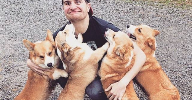  Top  Lucrurile simple sunt cheia fericirii: 10+ fotografii cu persoane care au avut parte de cea mai buna zi din viata lor